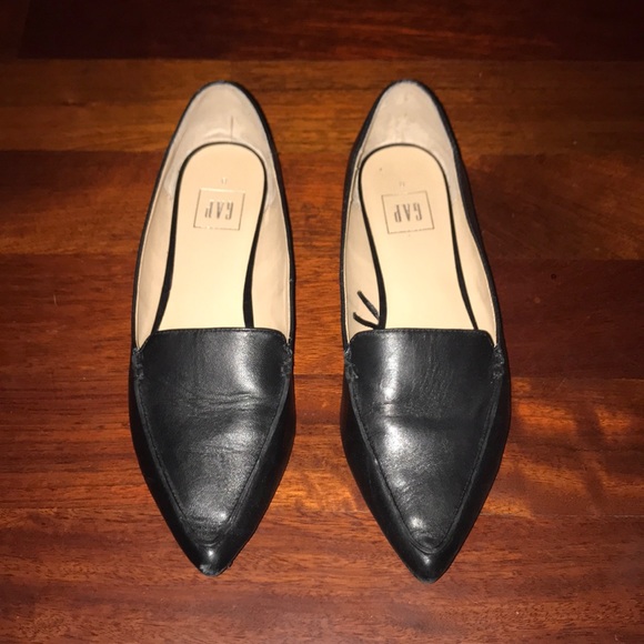 GAP Shoes - Black flats - like new!